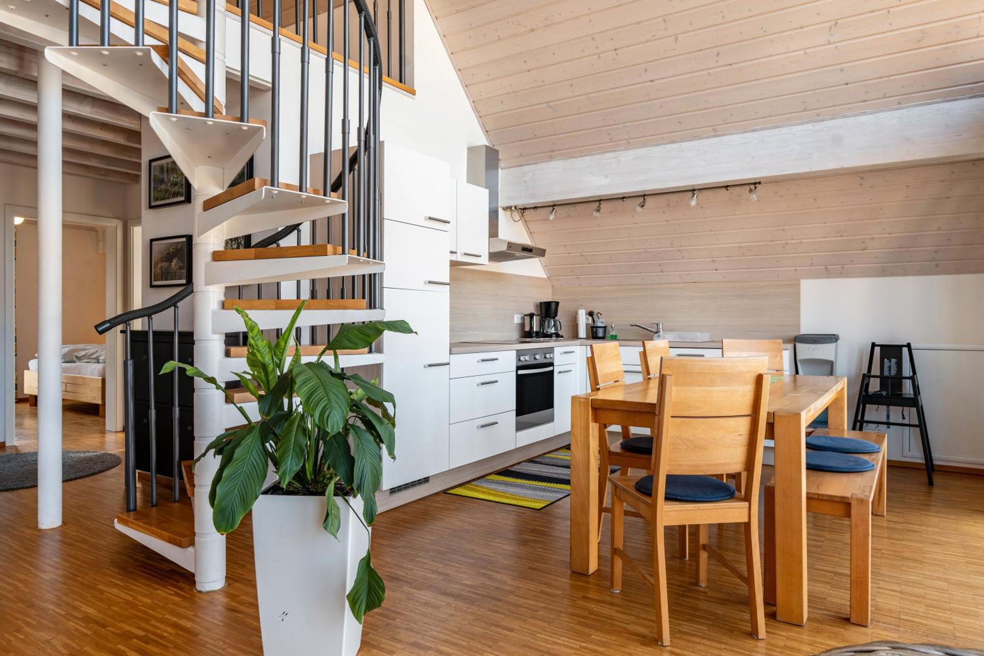 Winzercafe Neipperg Apartamento Brackenheim Exterior foto