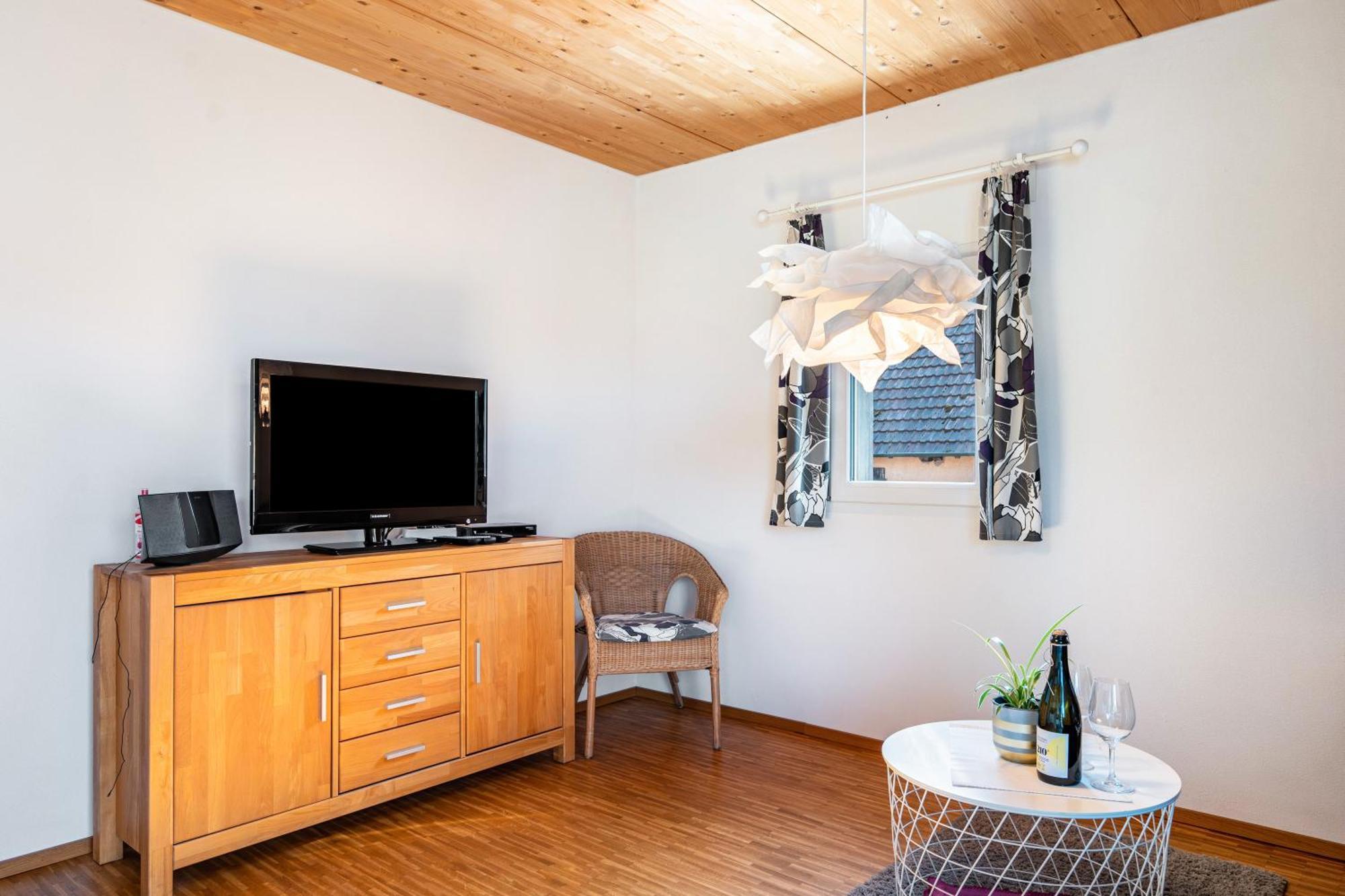 Winzercafe Neipperg Apartamento Brackenheim Exterior foto